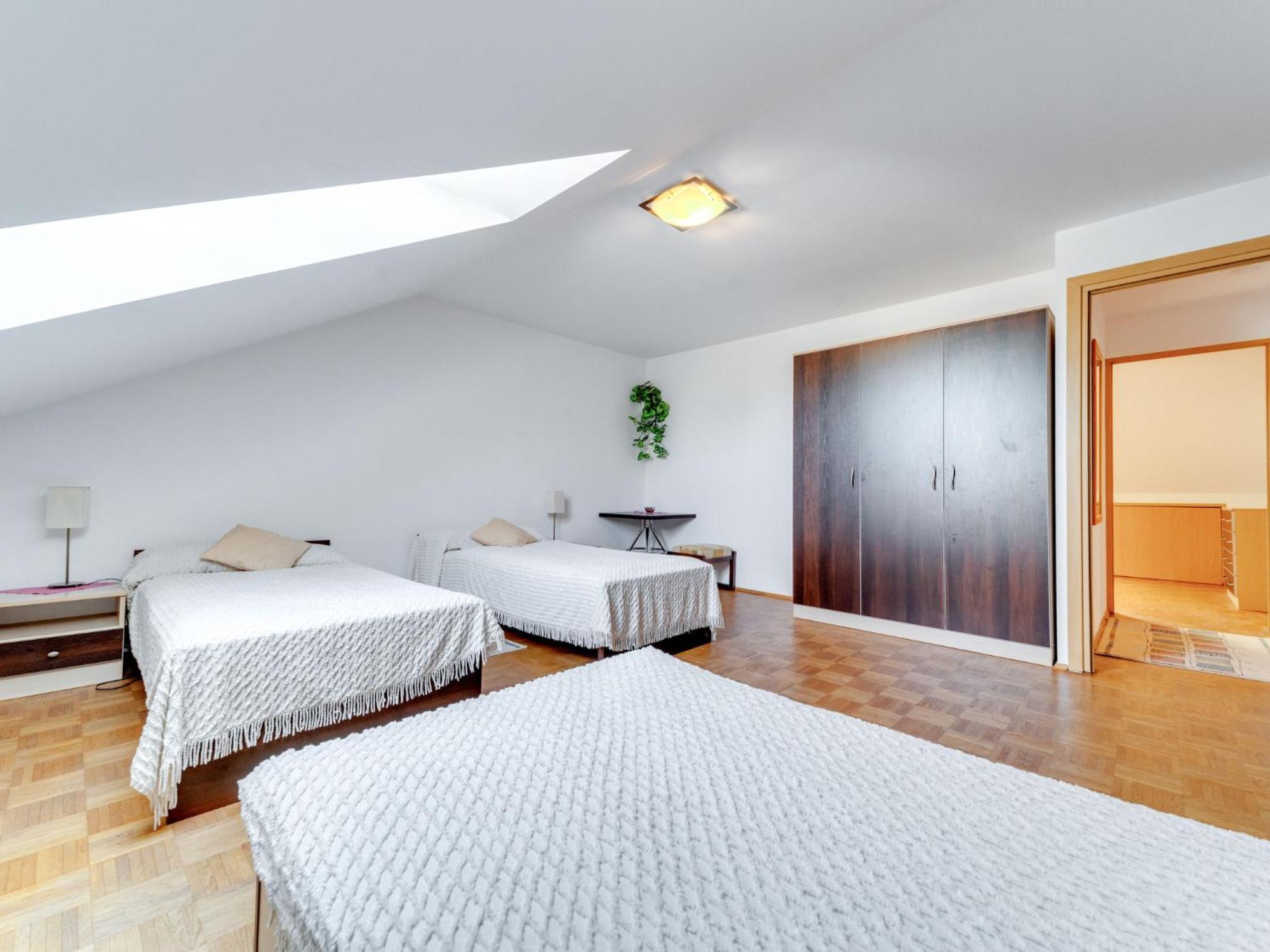 Apartment Krolowej Jadwigi By Interhome Krakow Ngoại thất bức ảnh